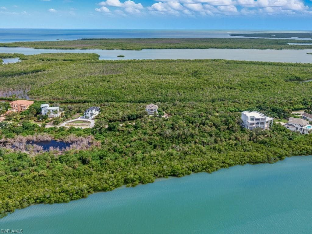 1097 Blue Hill Creek Dr, Marco Island, FL 34145-22
