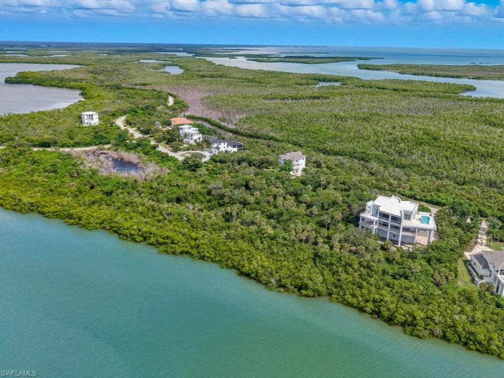 1097 Blue Hill Creek Dr, Marco Island, FL 34145-28