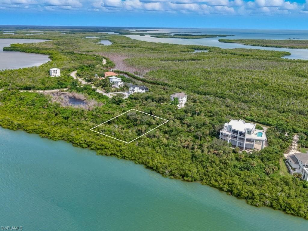 1097 Blue Hill Creek Dr, Marco Island, FL 34145-29
