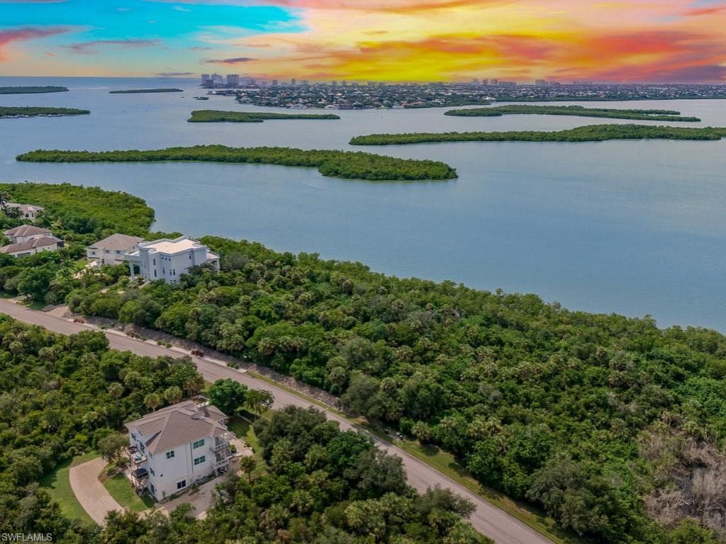 1097 Blue Hill Creek Dr, Marco Island, FL 34145-31