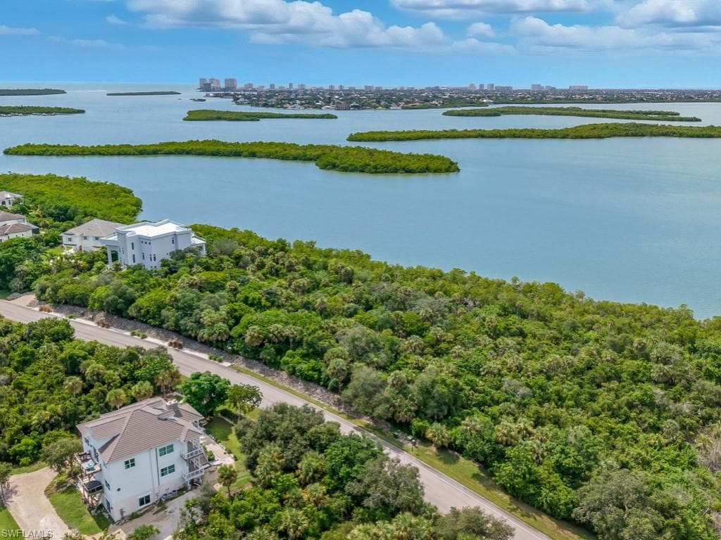 1097 Blue Hill Creek Dr, Marco Island, FL 34145-7
