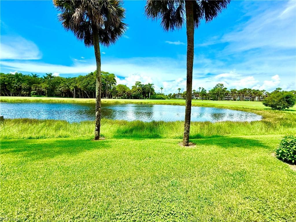 110 Wilderness Dr 129, Naples, FL 34105-18