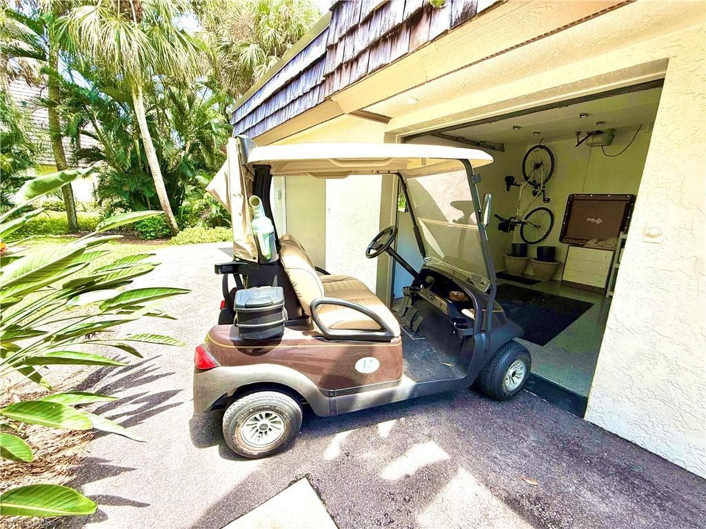 110 Wilderness Dr 129, Naples, FL 34105-22