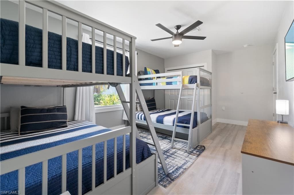 5161 Williams Dr, Fort Myers Beach, FL 33931-34