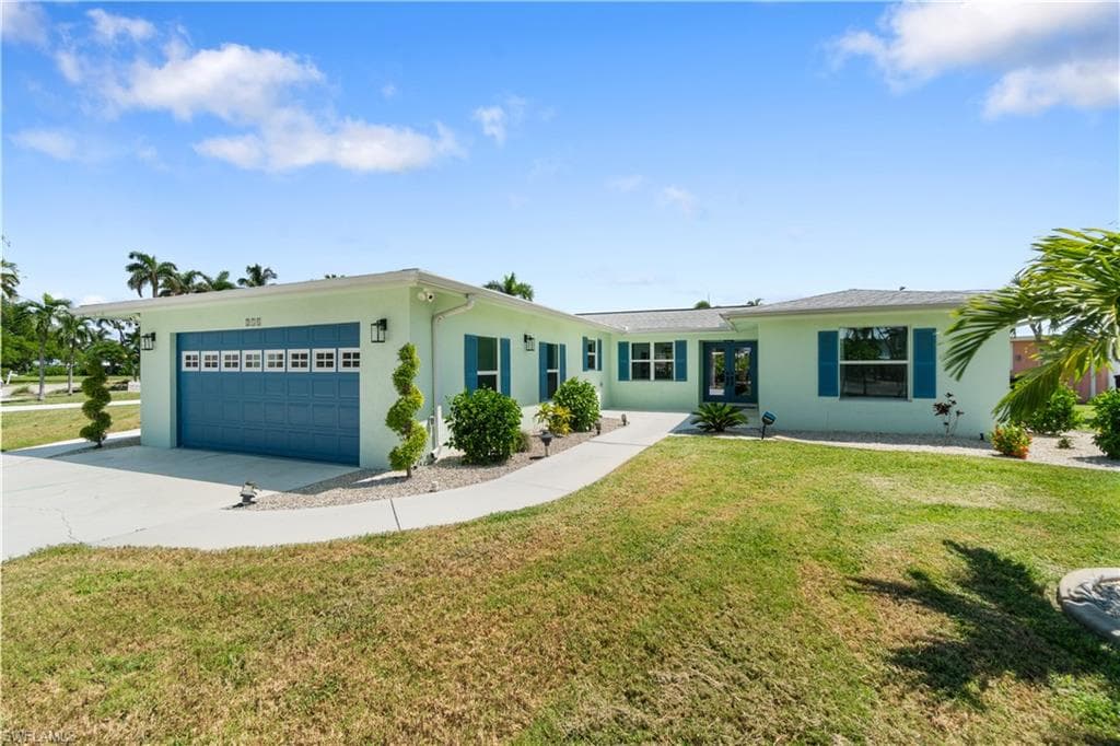 5161 Williams Dr, Fort Myers Beach, FL 33931-43