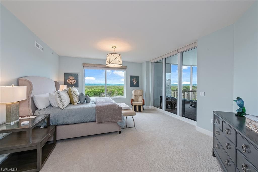 13675 Vanderbilt Dr I610, Naples, FL 34110-12