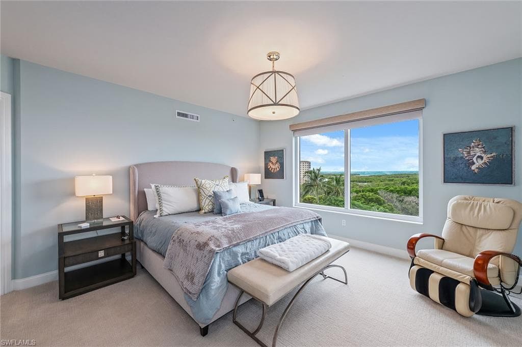 13675 Vanderbilt Dr I610, Naples, FL 34110-13