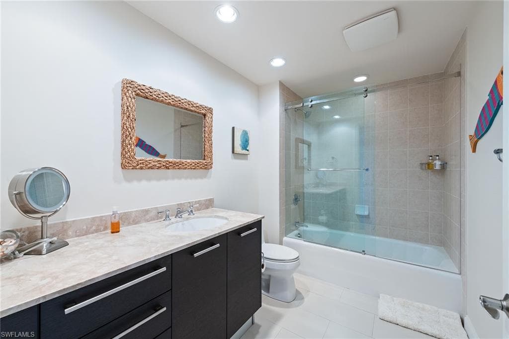 13675 Vanderbilt Dr I610, Naples, FL 34110-24
