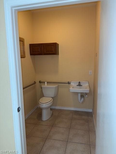 3894 Mannix Dr 220, Naples, FL 34114-21