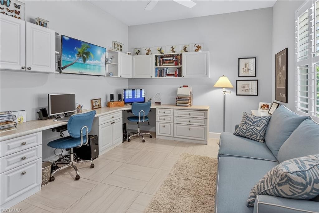 6387 Warwick Ave, Naples, FL 34113-27