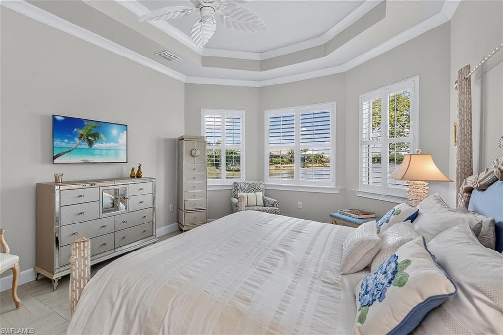 6387 Warwick Ave, Naples, FL 34113-30