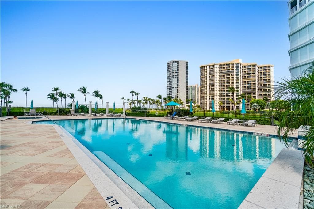 4401 Gulf Shore Blvd N 1204, Naples, FL 34103-19