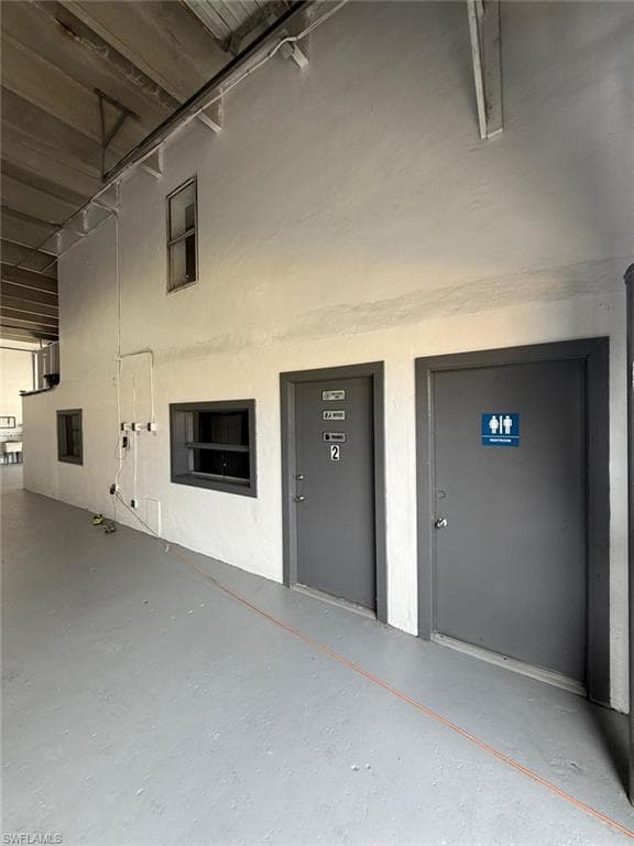 2313 SW 59 Ave, Hollywood 33023-11