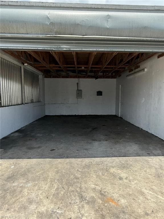 2313 SW 59 Ave, Hollywood 33023-15