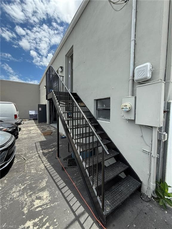 2313 SW 59 Ave, Hollywood 33023-17