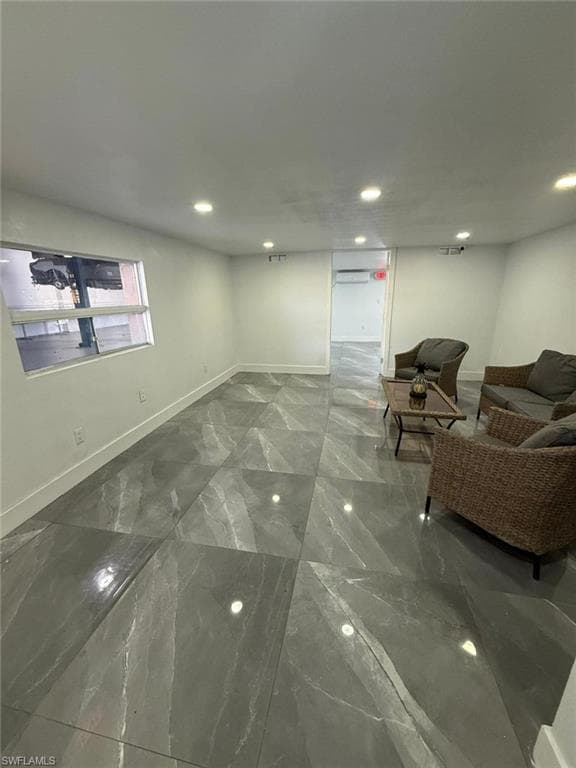 2313 SW 59 Ave, Hollywood 33023-18
