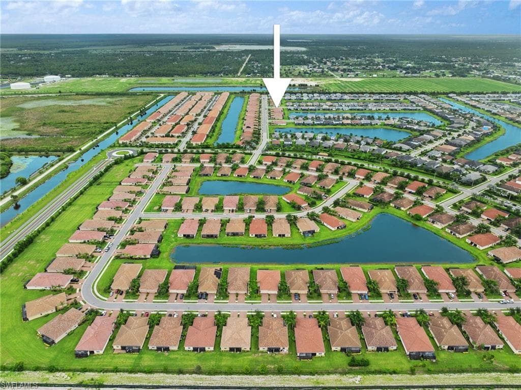 2616 Vine Ave, Naples, FL 34120-36