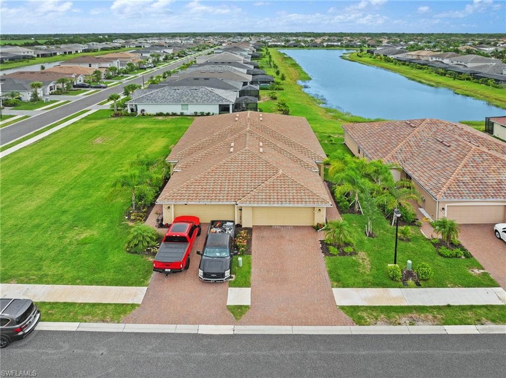2616 Vine Ave, Naples, FL 34120-3
