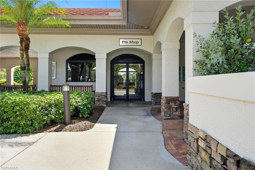 8655 Naples Heritage Dr 3-324, Naples, FL 34112-22