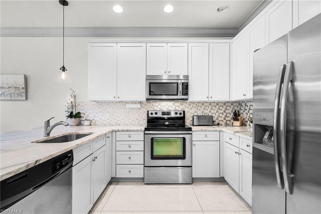 9108 Capistrano St S 7405, Naples, FL 34113-8