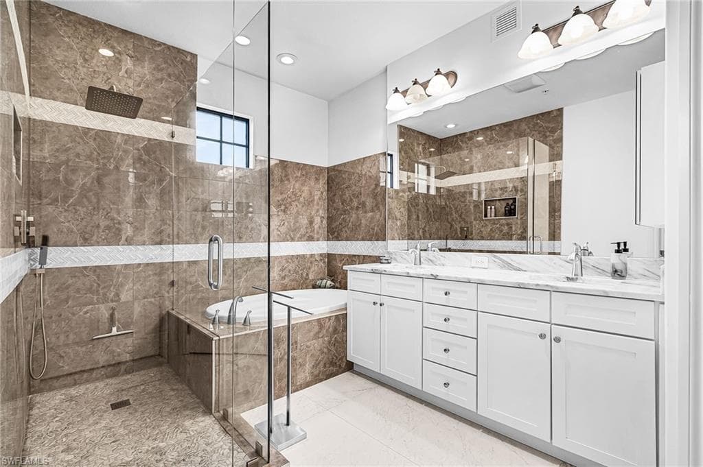 9108 Capistrano St S 7405, Naples, FL 34113-16