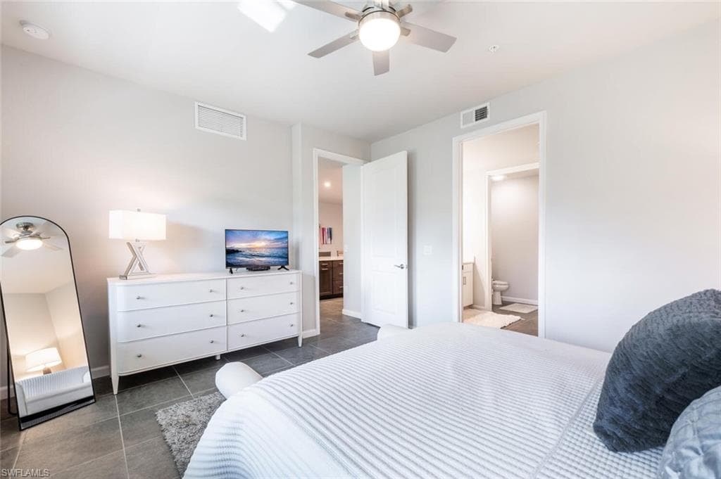 4688 Arboretum Cir 102, Naples, FL 34112-10