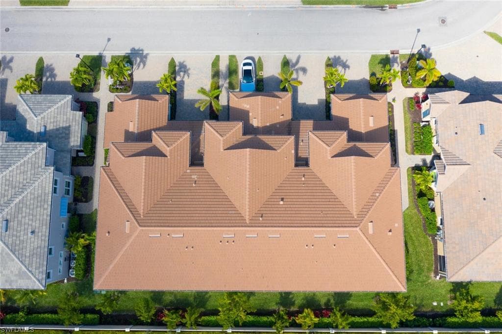 4688 Arboretum Cir 102, Naples, FL 34112-33