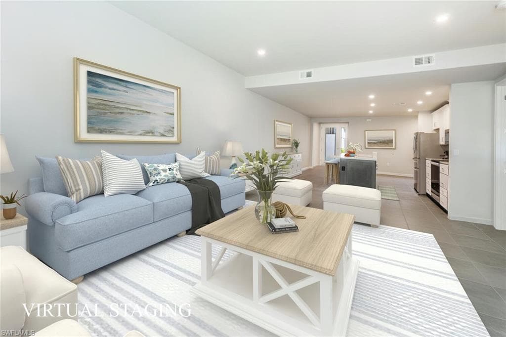 4688 Arboretum Cir 102, Naples, FL 34112-2