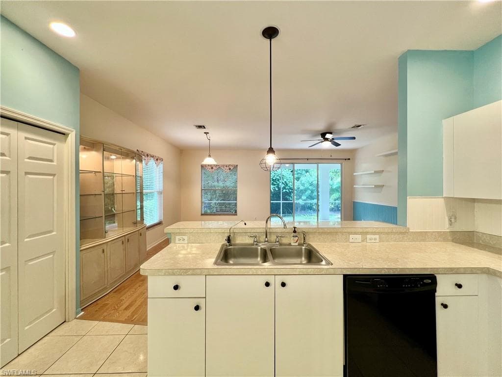 443 Crossfield Cir 74, Naples, FL 34104-9