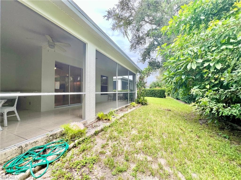 443 Crossfield Cir 74, Naples, FL 34104-21