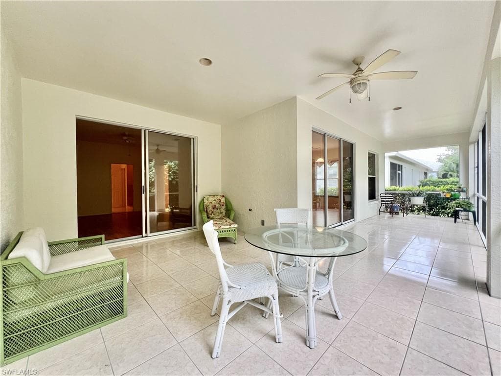 443 Crossfield Cir 74, Naples, FL 34104-23