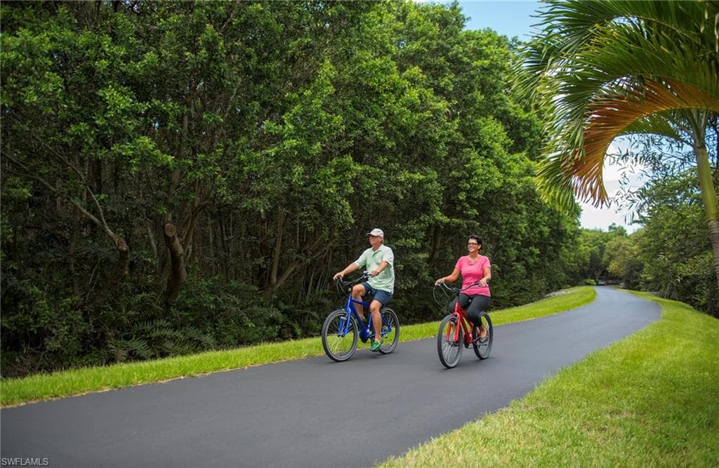 6075 Pelican Bay Blvd 1203, Naples, FL 34108-40