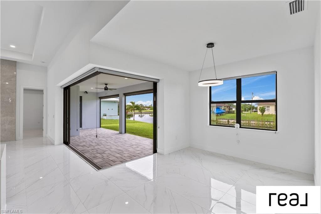 424 26th Ave, Cape Coral, FL 33991-15