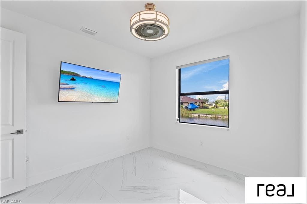 424 26th Ave, Cape Coral, FL 33991-22