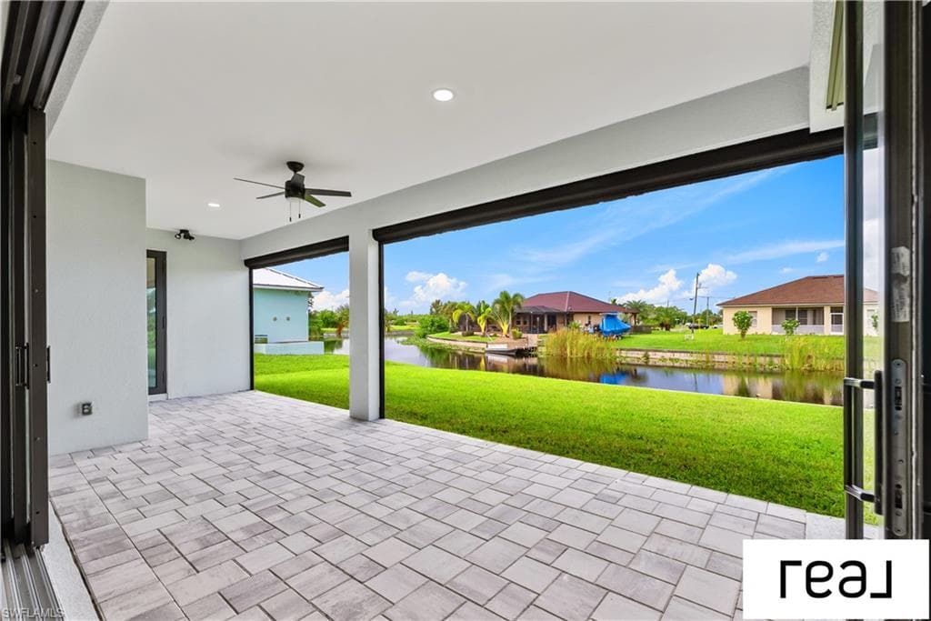 424 26th Ave, Cape Coral, FL 33991-29
