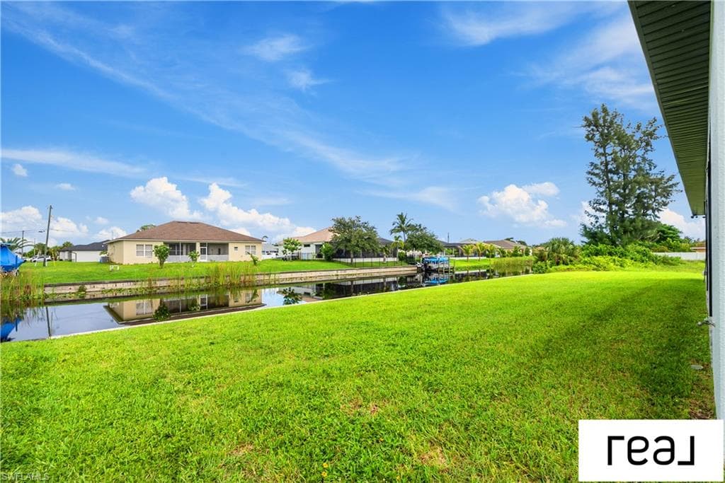 424 26th Ave, Cape Coral, FL 33991-31