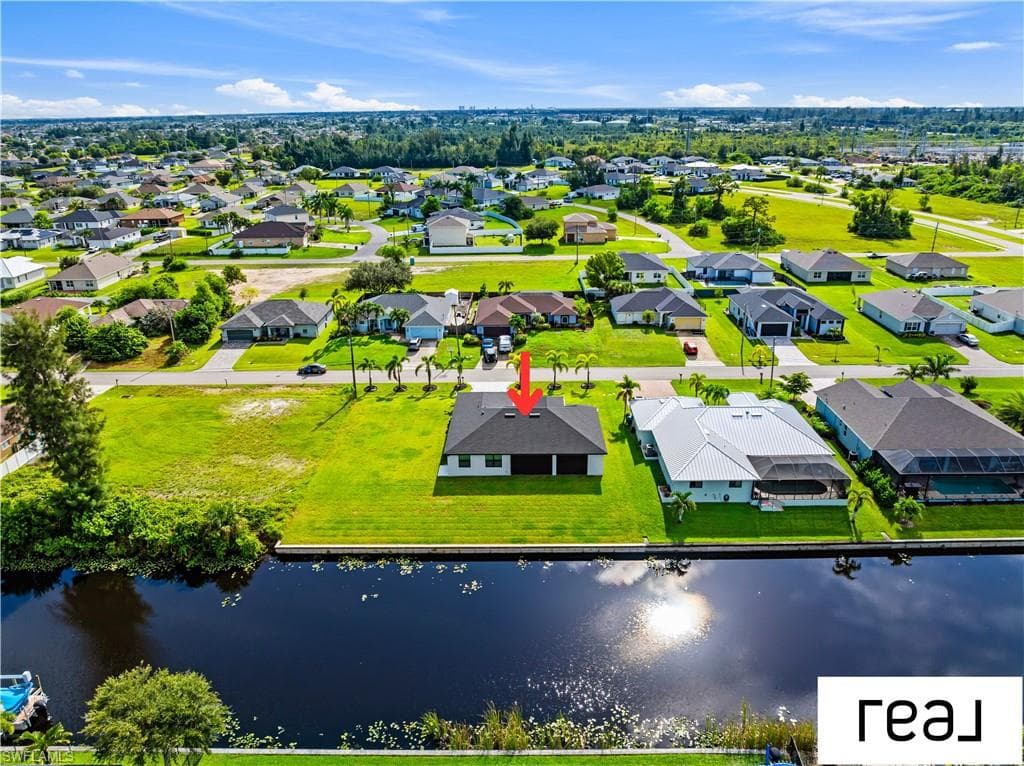 424 26th Ave, Cape Coral, FL 33991-35