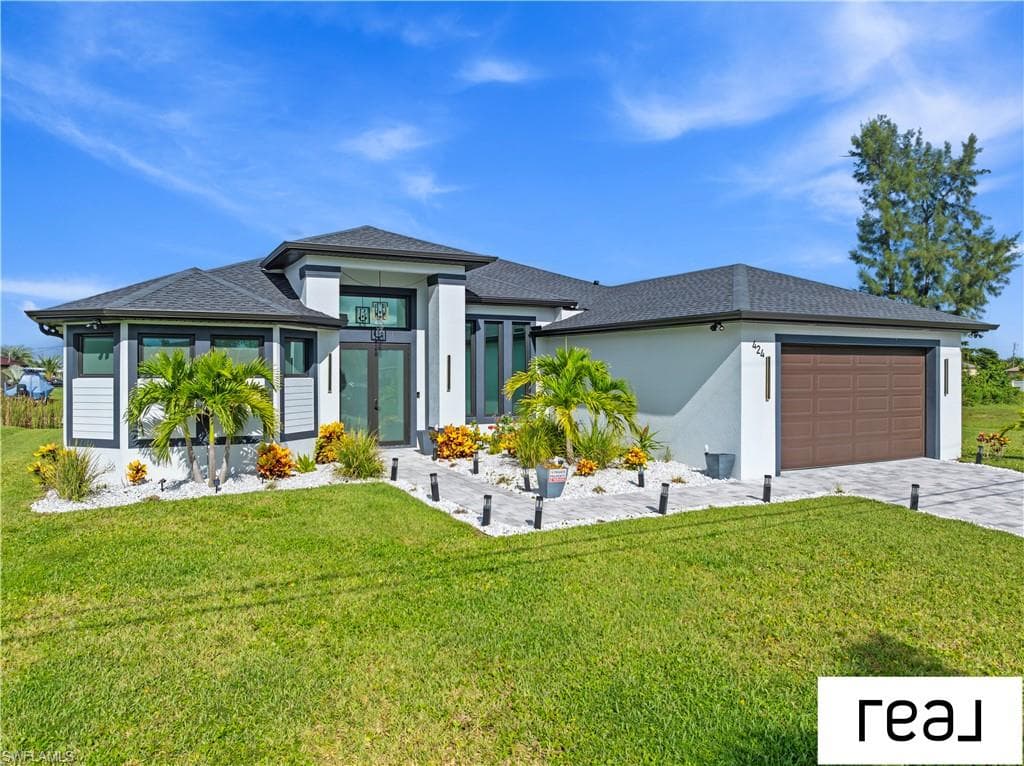 424 26th Ave, Cape Coral, FL 33991-5
