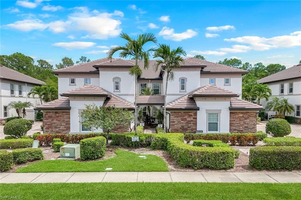 9516 Ironstone Ter 102, Naples, FL 34120-2
