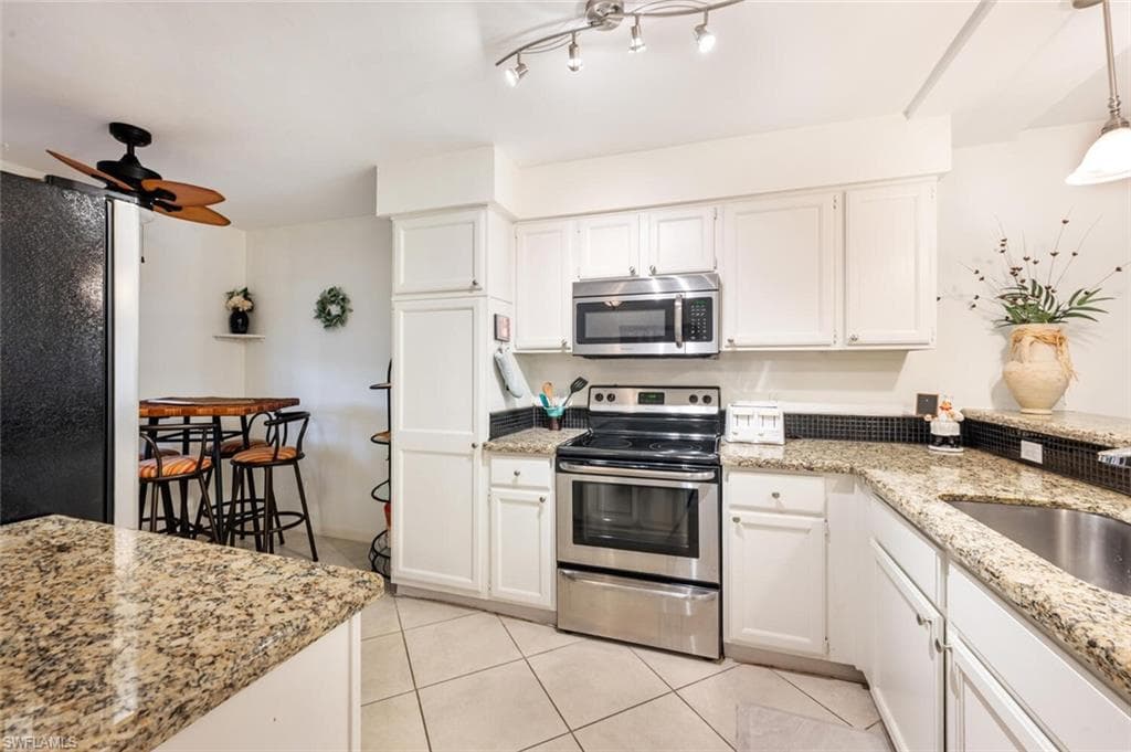 7340 Province Way 3210, Naples, FL 34104-9