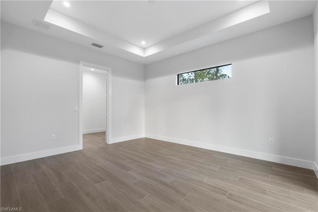 5827 Desoto N Blvd N, Naples, FL 34120-12