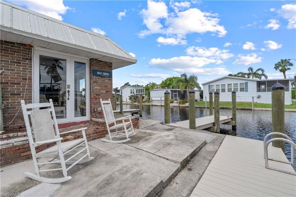 2844 Arbutus St C1, Naples, FL 34112-15