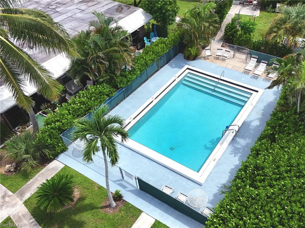 2844 Arbutus St C1, Naples, FL 34112-19