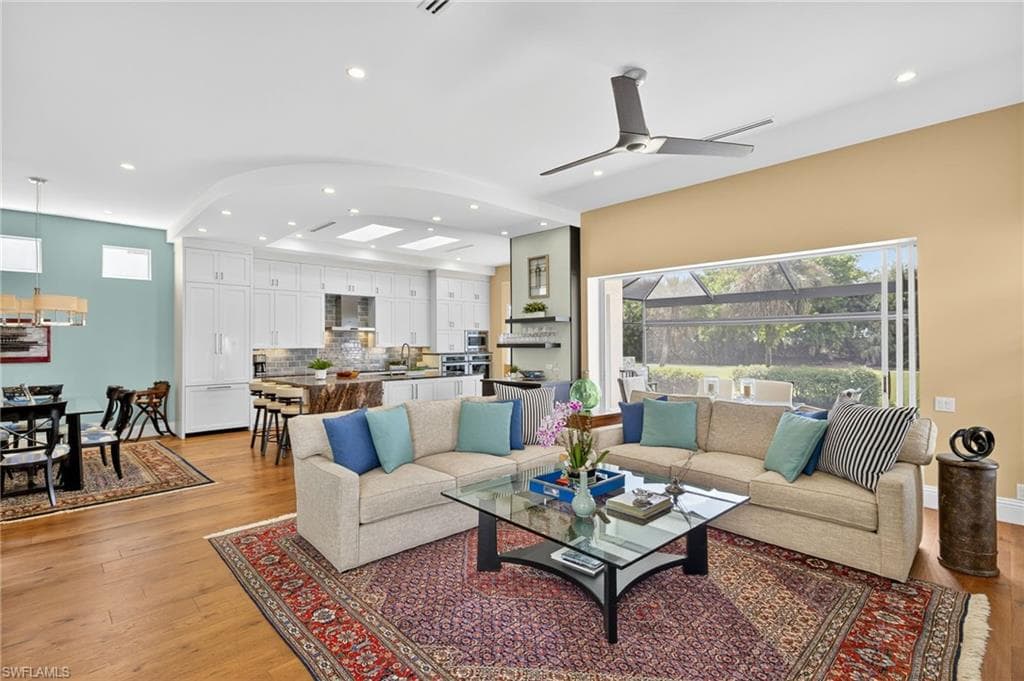 3876 Clipper Cove Dr, Naples, FL 34112-10
