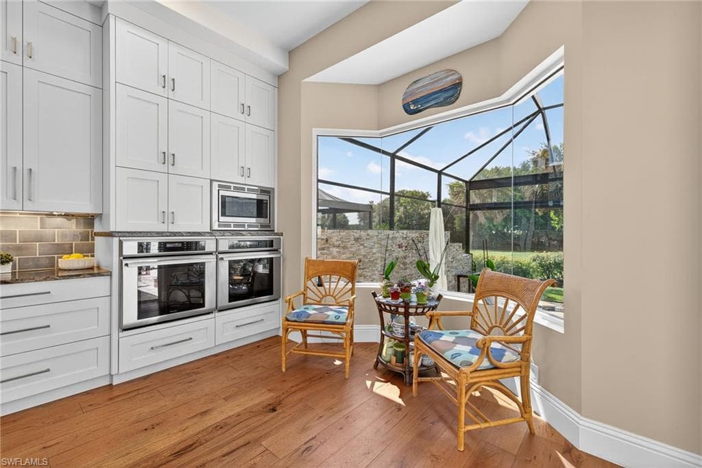 3876 Clipper Cove Dr, Naples, FL 34112-18
