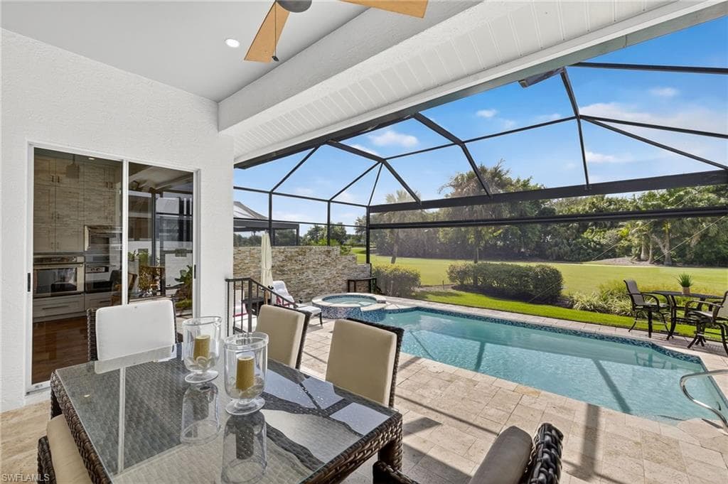 3876 Clipper Cove Dr, Naples, FL 34112-1