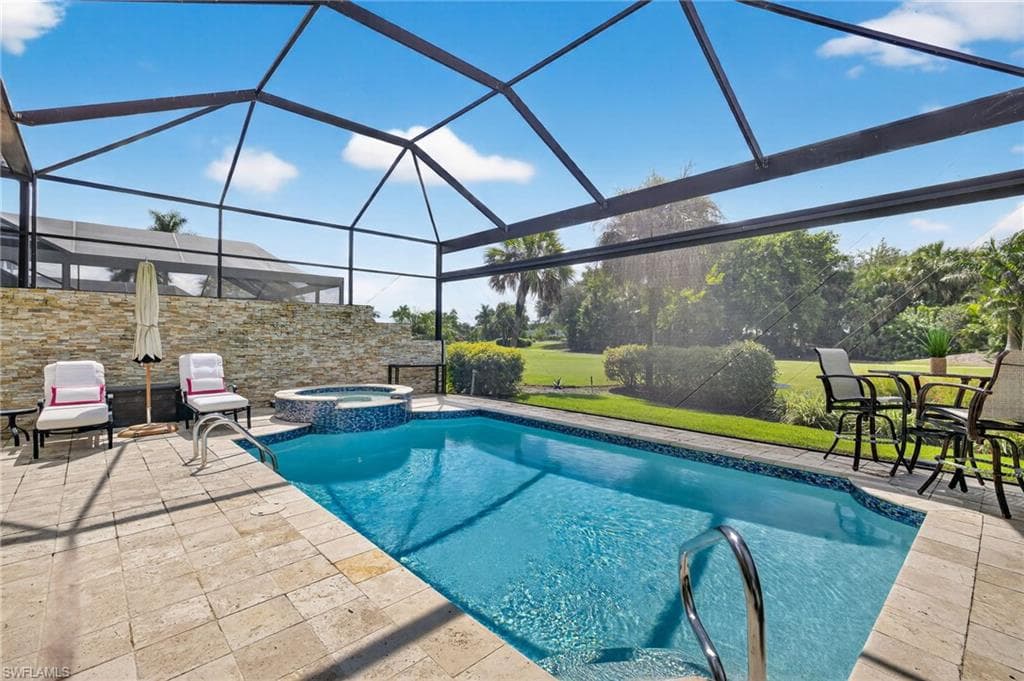 3876 Clipper Cove Dr, Naples, FL 34112-33