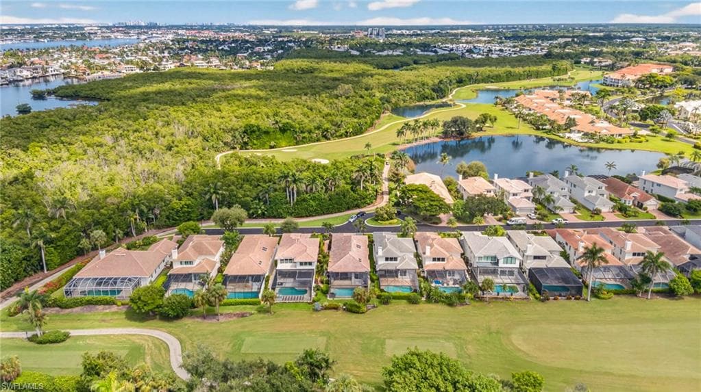 3876 Clipper Cove Dr, Naples, FL 34112-40