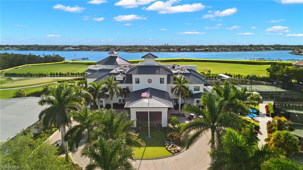 3876 Clipper Cove Dr, Naples, FL 34112-43
