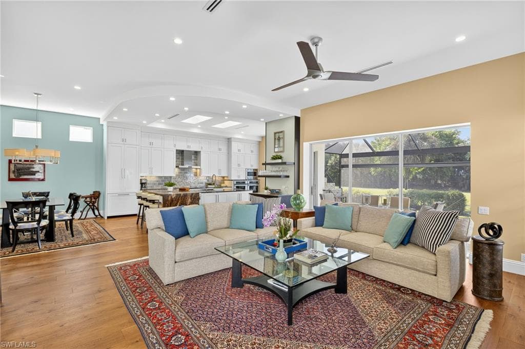 3876 Clipper Cove Dr, Naples, FL 34112-5